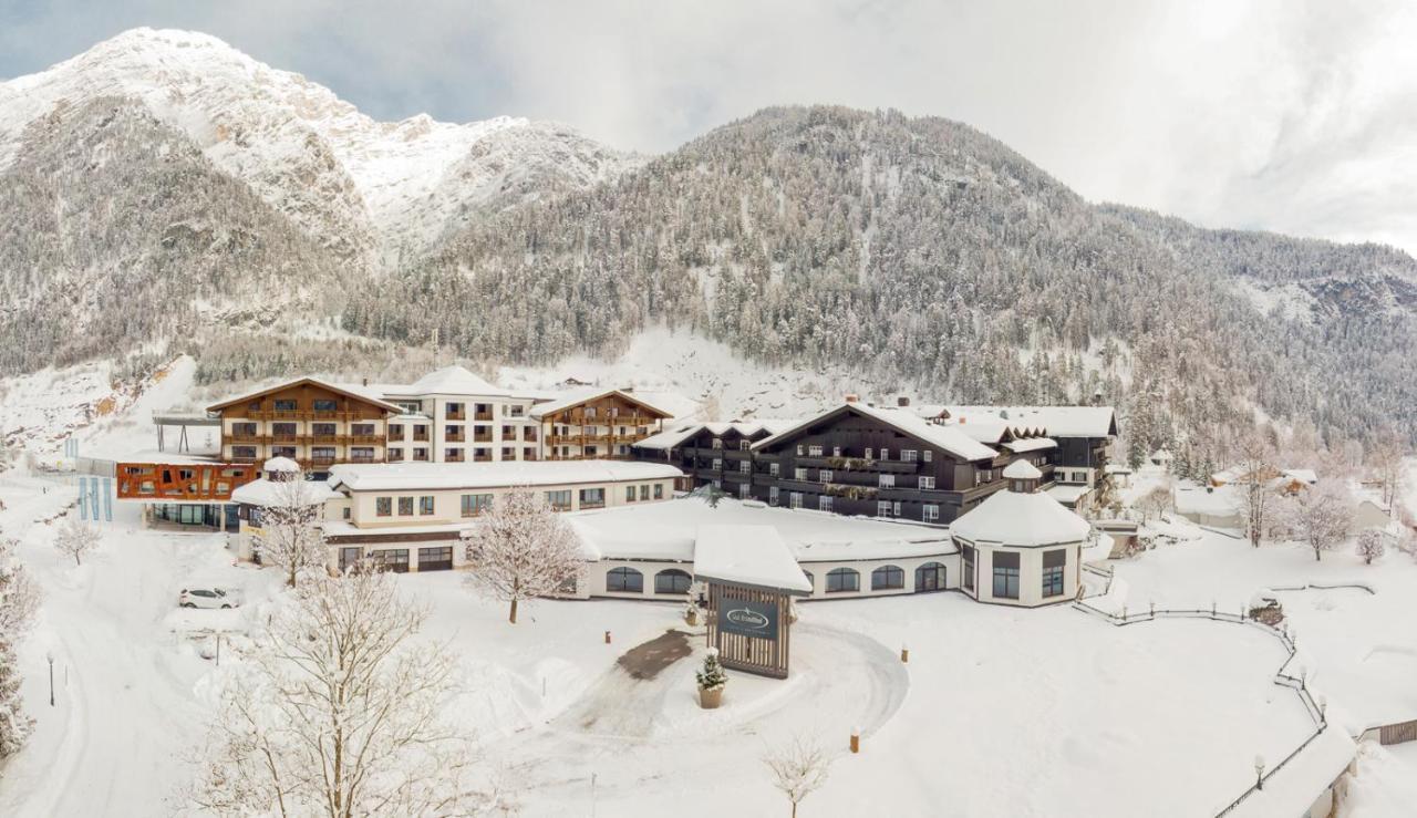 Hotel Gut Brandlhof Saalfelden Exterior photo